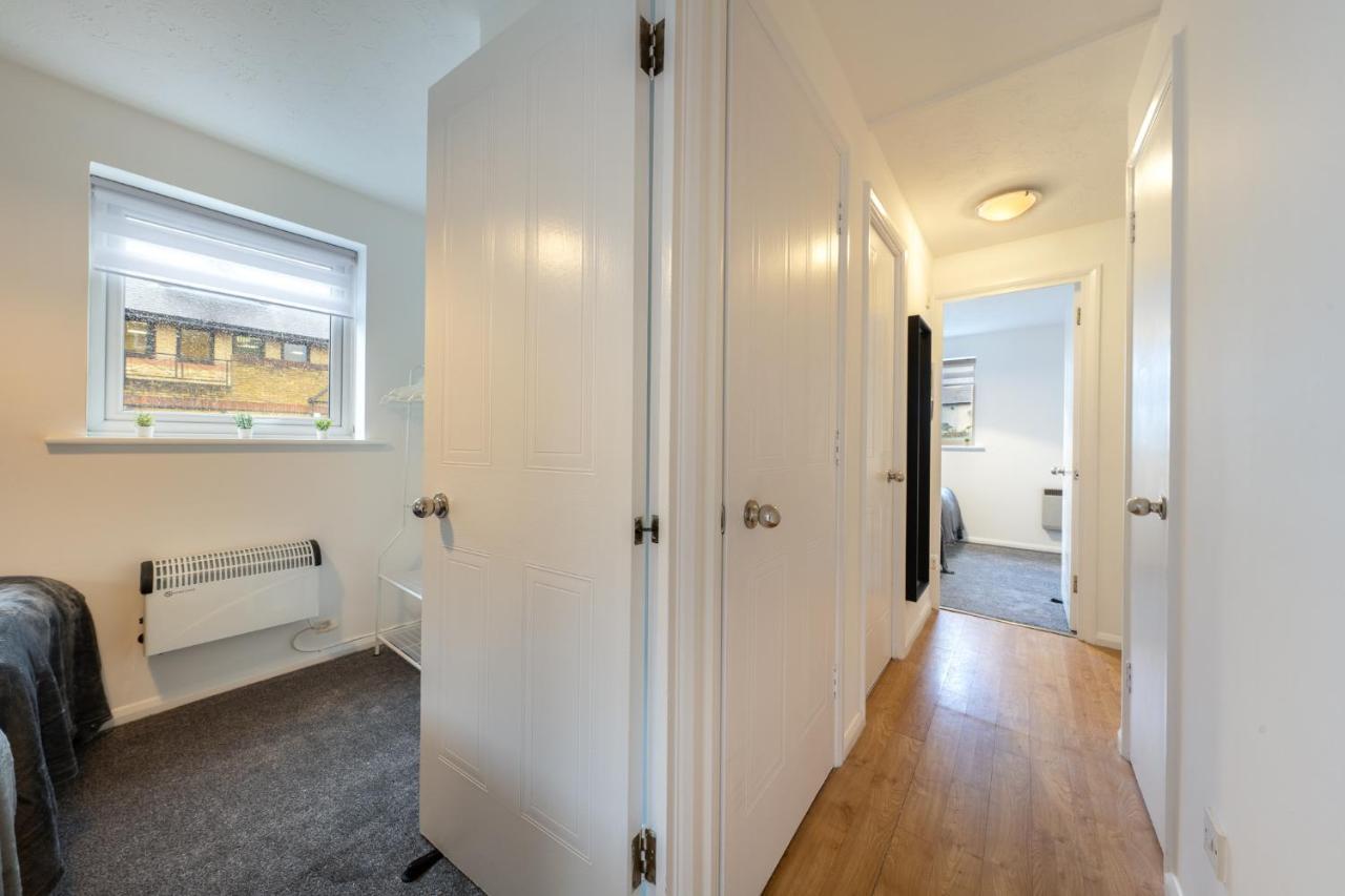 Luxury 2 Bed Apartment Stansted Airport Bishops Stortford Bishop's Stortford Esterno foto